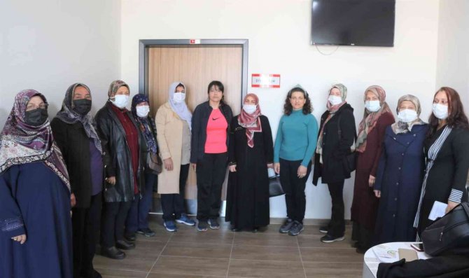 Toroslar Belediyesinden Kadınlara Ücretsiz Sağlık Taraması