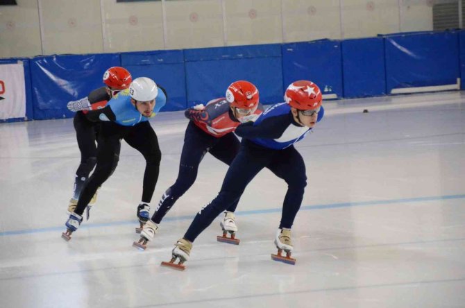 Üni̇li̇g’de Short Track Heyecanı