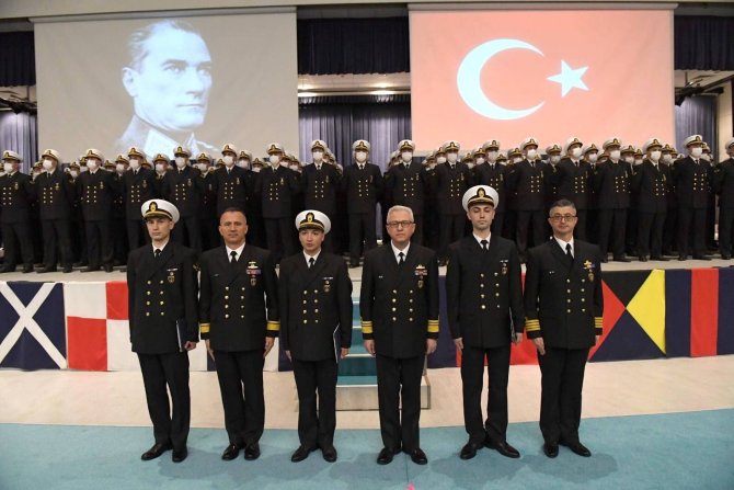 Karamürselbey Eğitim Merkezi’nde Mezuniyet Heyecanı