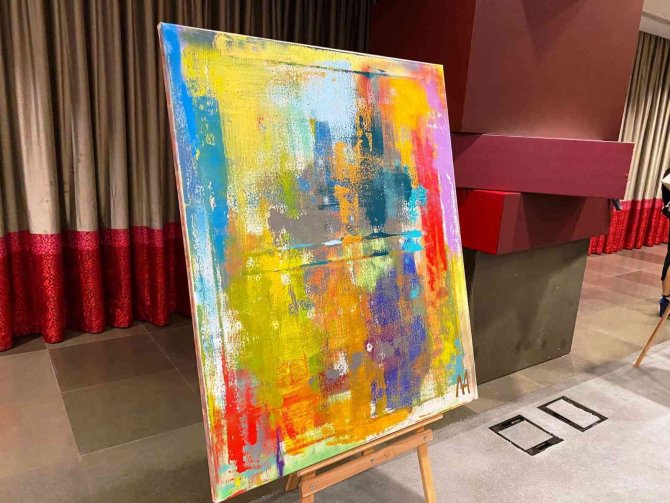 9 Yaşındaki Ressam Mikail Akar’ın Eserleri İ̇stanbul’da Sergilendi