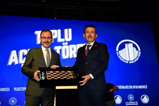 6 Dev Spor Tesisi Törenle Açıldı