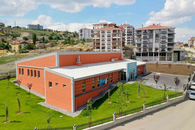 6 Dev Spor Tesisi Törenle Açıldı