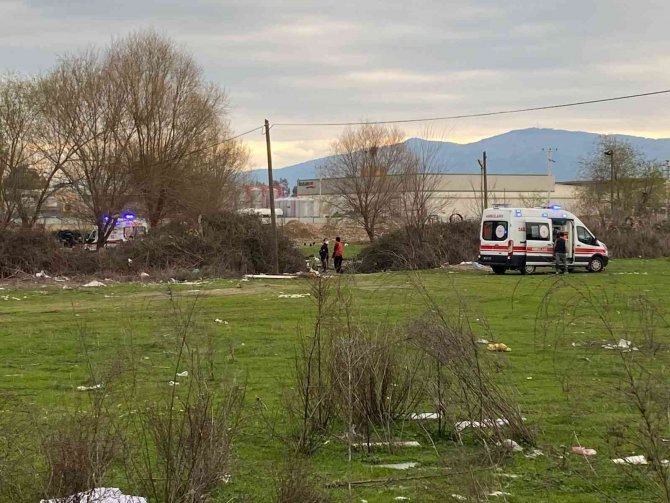İ̇ki Grup Arasında Çıkan Kavgada 3 Kişi Yaralandı