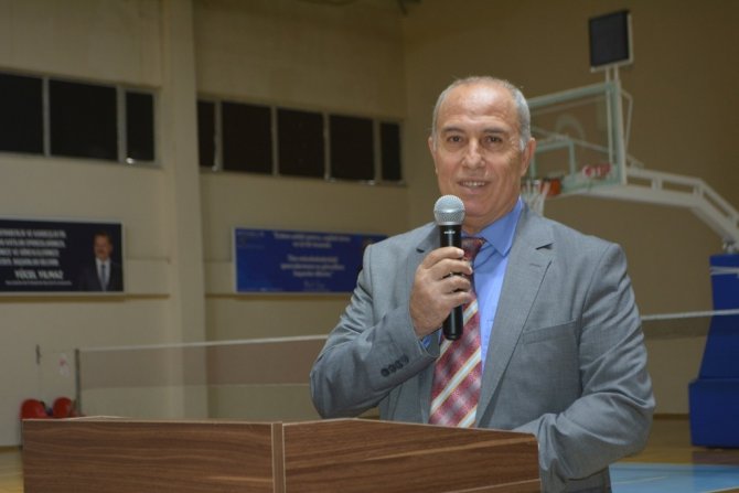 Ayvalık’ta Küçükler Badmington Heyecanı