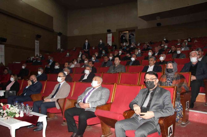 Muhtarlar Batman’da Mesleki Eğitim Konusunda Bilgilendirildi