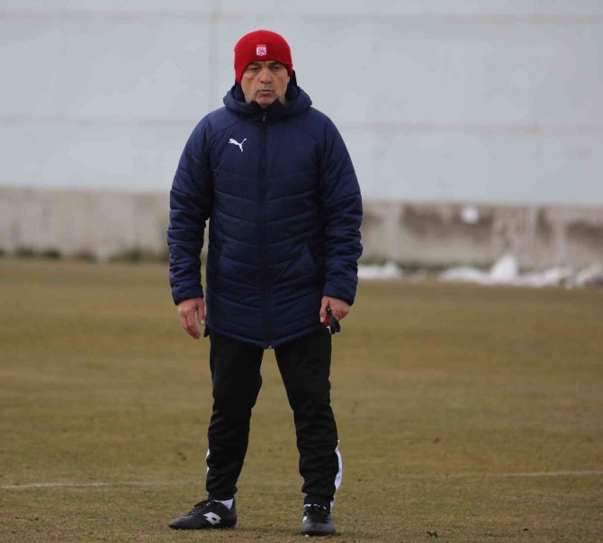 Rıza Çalımbay’ın Beşiktaş Karnesi Kötü