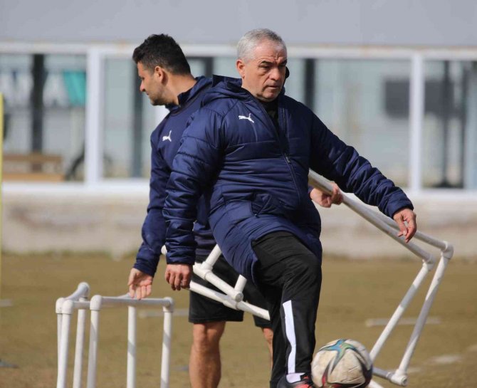Rıza Çalımbay’ın Beşiktaş Karnesi Kötü