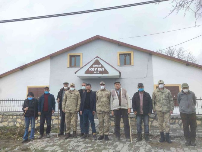 Jandarma, Köylerde Bilgilendirme Çalışması Yaptı
