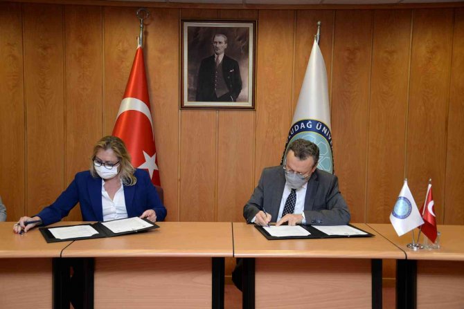 Sanayide Yüksekokul Eğitimleri Başlıyor