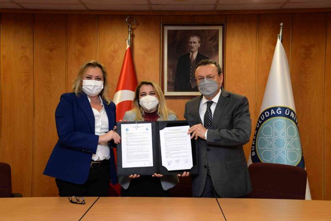 Sanayide Yüksekokul Eğitimleri Başlıyor