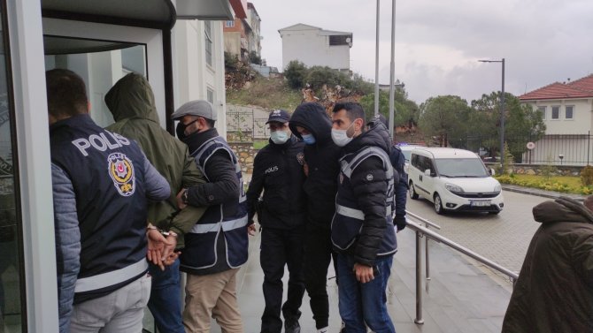 Bıçaklı Saldırganlar Yakalandı