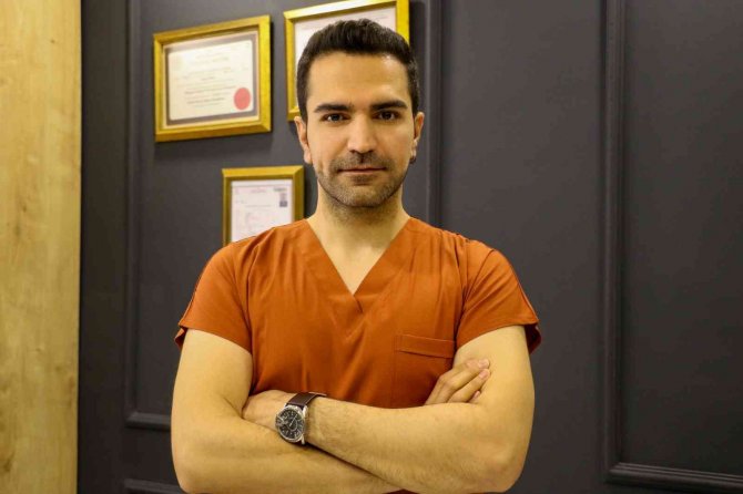 Op. Dr. Deniz Dilek: "Erkekler Sağlık İçin, Kadınlar İse Dış Görünüş İçin Burun Estetiği Yaptırıyor "