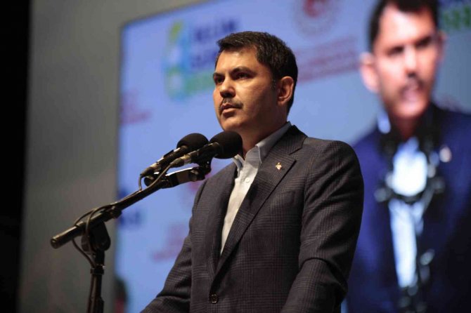 Bakan Kurum: “İ̇nsanlığı Daha Adil Bir Dünyaya, İklim Değişikliği Seferberliğine Çağırıyoruz”