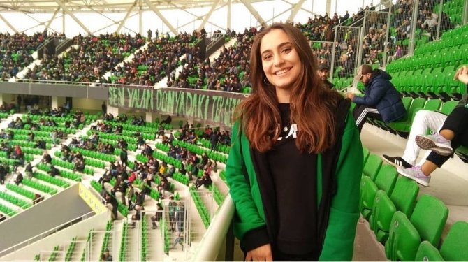 Yurt Odasında Ölü Bulunan Melike’nin Öğretmeninden Yürek Yakan Paylaşım