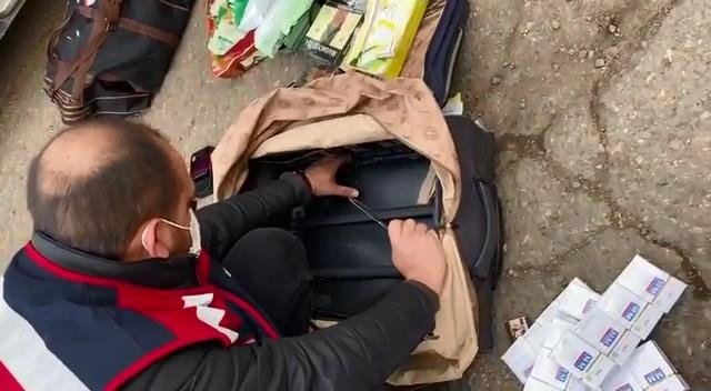 Diyarbakır’da Çok Sayıda Kaçak Ürün Ele Geçirildi