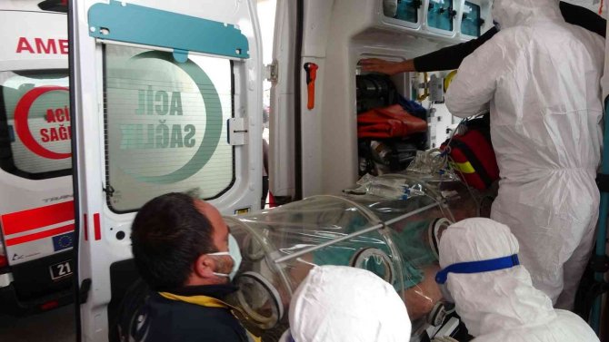 Diyarbakır’da Kola İçine ‘Siyanür’ Katarak İntihara Kalkışan Genç Tedavi Altına Alındı