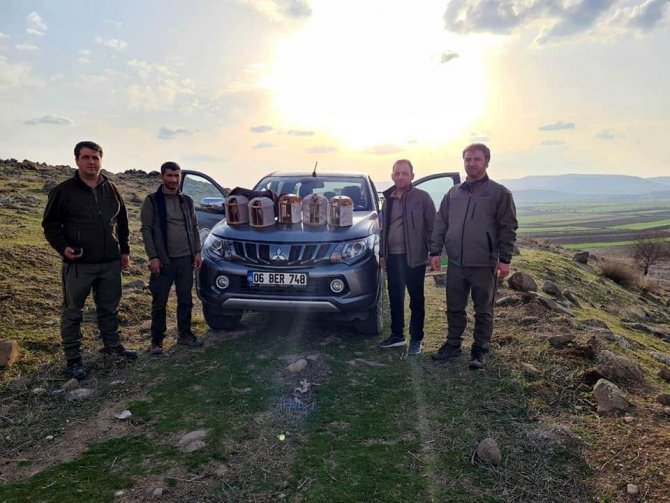 Kınalı Keklik Avcılarına Suçüstü Yakalandı