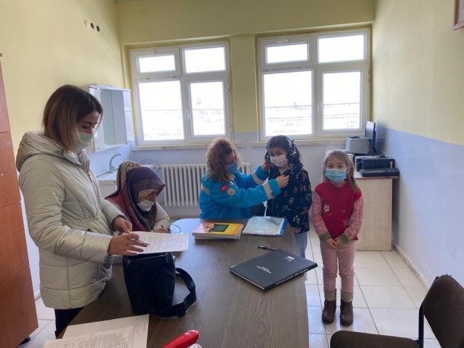 Çayırlı’da İlkokul Öğrencileri İşitme Testinden Geçirildi