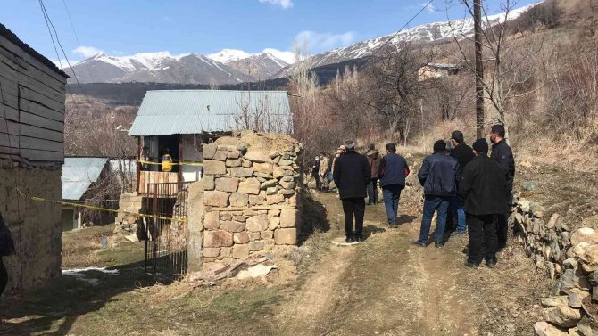 Erzincan’da Bir Kişi Yalnız Yaşadığı Evinde Ölü Bulundu