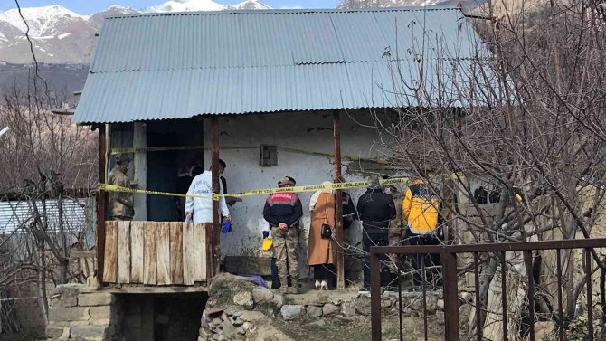 Erzincan’da Bir Kişi Yalnız Yaşadığı Evinde Ölü Bulundu