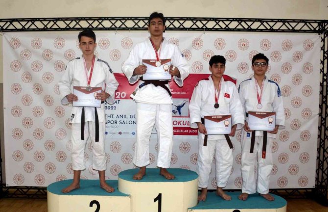 Manisa Bbsk’nın Judocuları Madalyayla Döndü