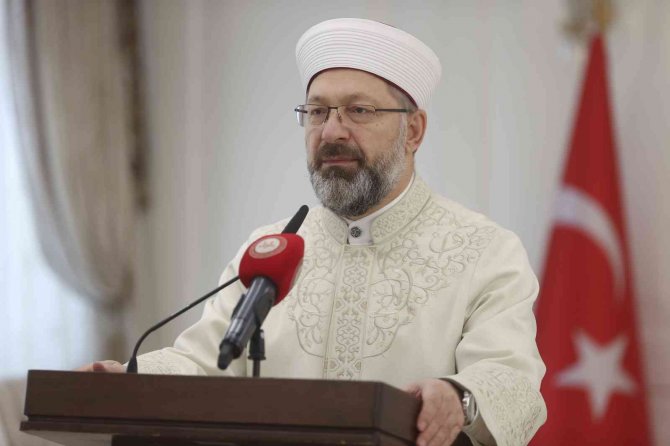 Diyanet İ̇şleri Başkanı Erbaş: “Gençlerimizi Dinlemek Ve Onları Anlamaya Çalışmak, Atacağınız İlk Adım Olmalı”