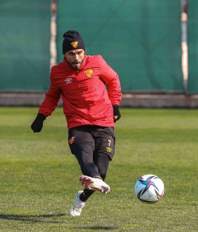 Göztepe, Giresunspor’a Hazırlanıyor