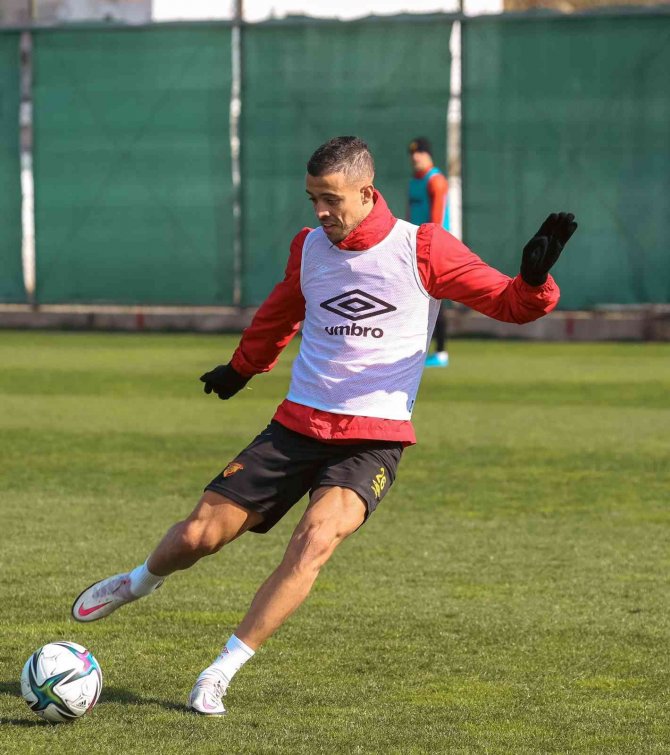 Göztepe, Giresunspor’a Hazırlanıyor