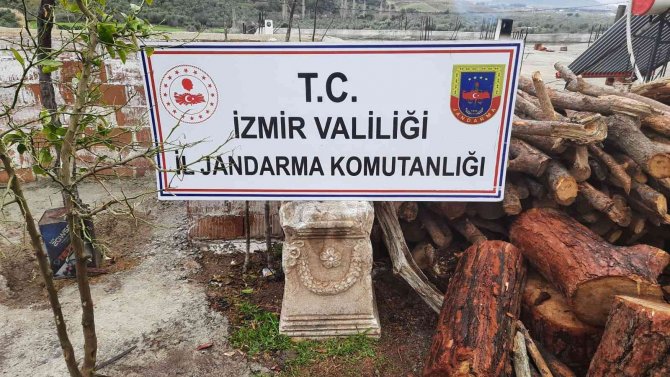 Tarihi Eser Kaçakçılığı Jandarmaya Takıldı