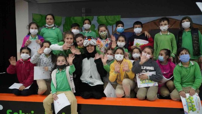 Karesi’de Çocuklar Tiyatro İle Buluştu