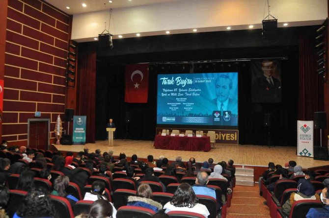 Yazar Tarık Buğra Memleketi Akşehir’de Anıldı
