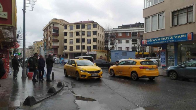 Küçükçekmece’de Feci Kaza Kamerada