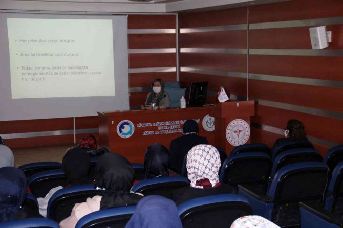 Diyabet Okulu’nda İlk Eğitim Tamamlandı