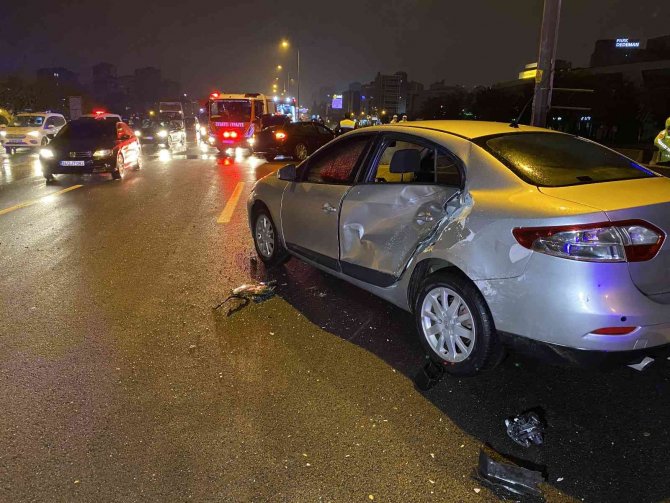 Maltepe’de Aynı Noktada 2 Ayrı Kaza: 1 Yaralı