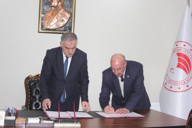 Muş’ta Suni Tohumlama Konusunda İşbirliği Protokolü İmzalandı