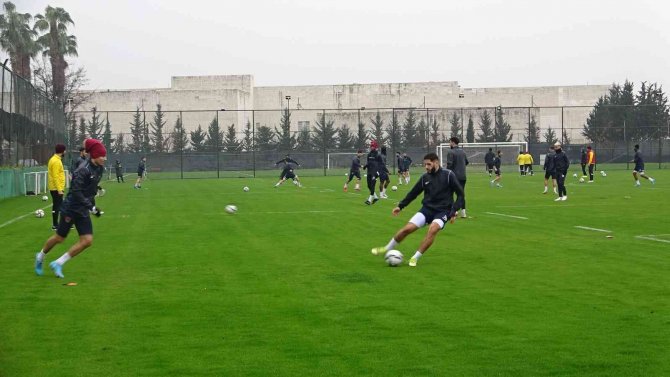 Ömer Erdoğan: "İ̇yi Futbolla Üç Puan Almak İstiyoruz"
