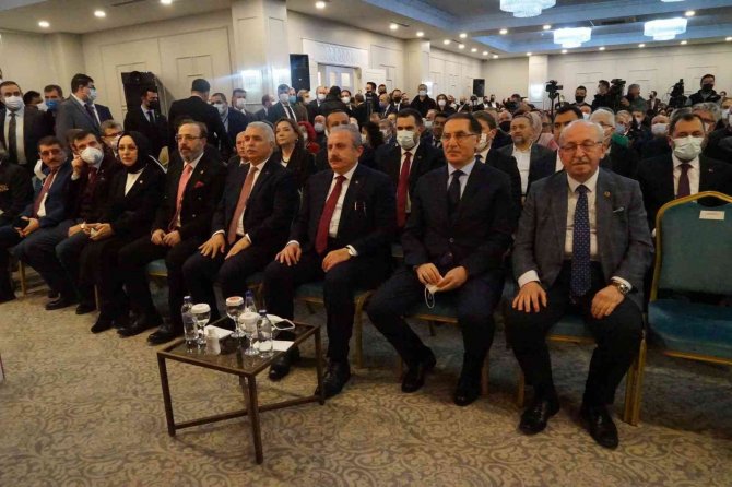 Rusya-ukrayna Savaşına İlişkin Tbmm Başkanından Açıklama: “Türkiye, Montrö Anlaşması Hükümlerine Riayet Edecek”
