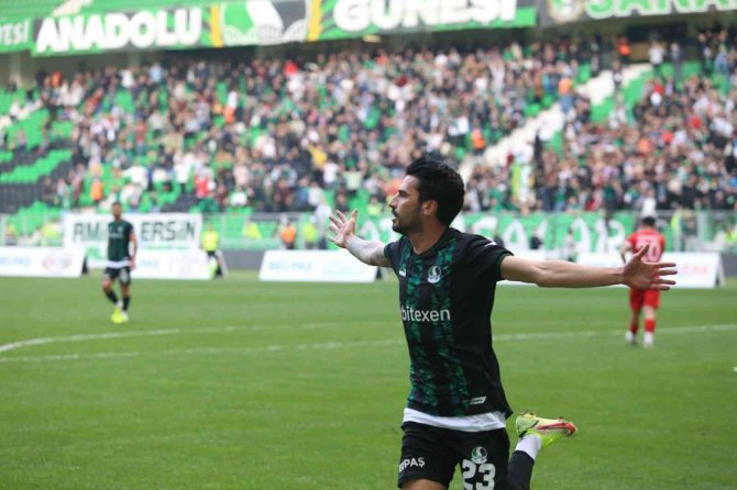 Şampiyonluk Yolunda Sakaryaspor’un Gol Yükünü İki İsim Üstleniyor