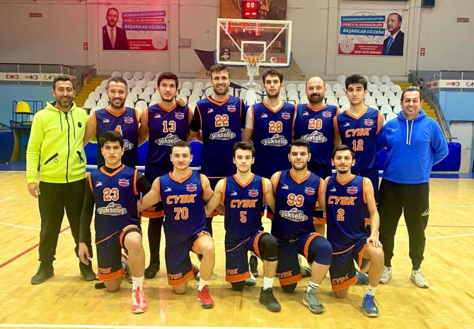 Potada Şampiyon Salihli Cesur Yıldızlar Oldu