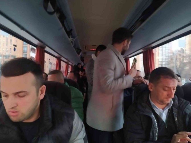 Kiev’deki Türk Vatandaşları Tahliye Ediliyor