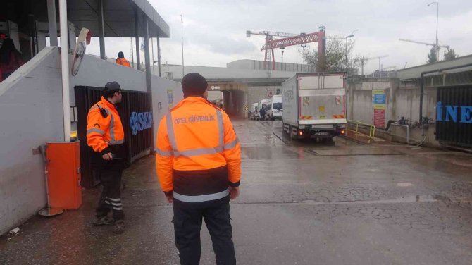 Odesa’da Vurulan Türk Gemisi Yalova’ya Ulaştı