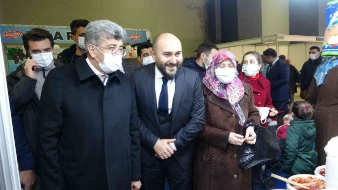 Van’da ‘7. Yöresel Ürünler Ve Hediyelik Eşya Fuarı’ Kapılarını Ziyaretçilere Açtı