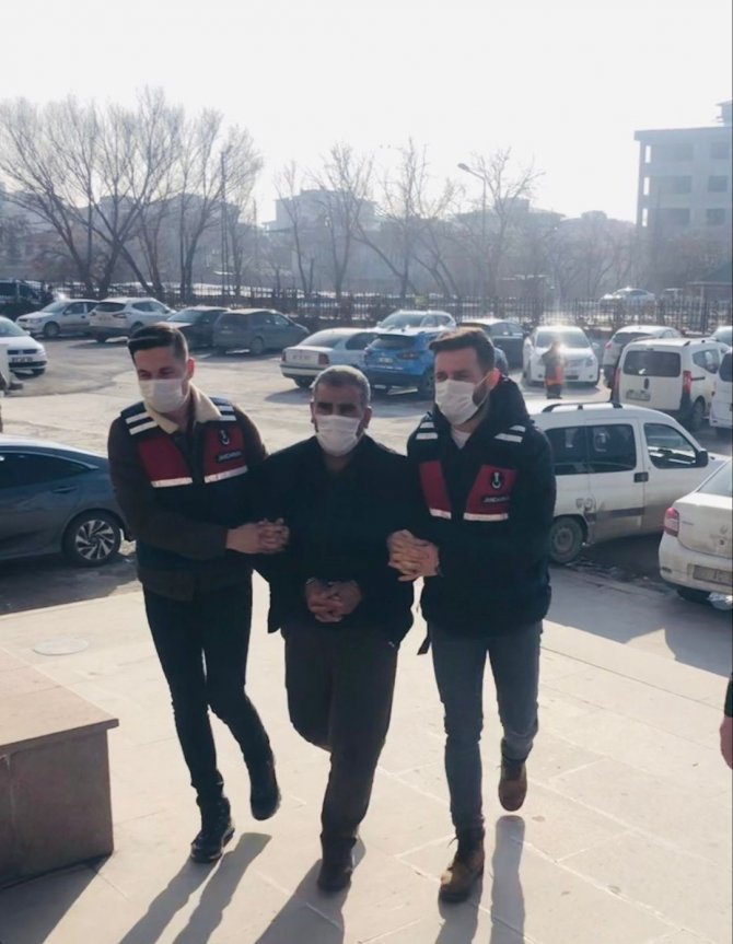 16 Yıl Önce İşlenen Kadın Cinayetini Jandarma Dedektifleri Aydınlattı