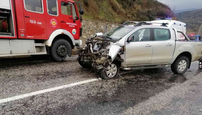 Yalova’da Trafik Kazası: 2 Yaralı