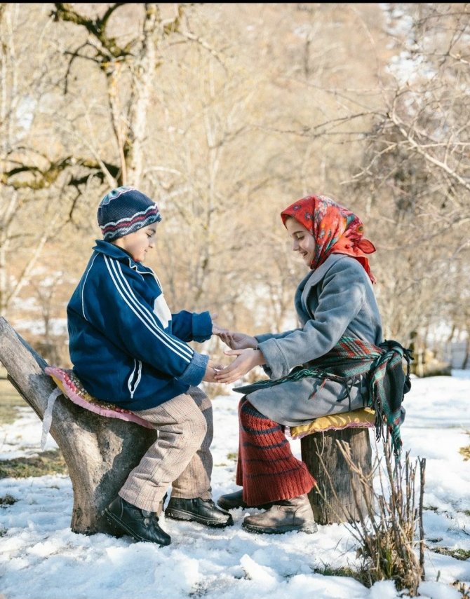 Hocalı Soykırımı’nı Dünyaya Haykıran 9 Yaşındaki Nezaket: “İ̇sterim Ki Savaş Olmasın, İnsanlar Ölmesin”