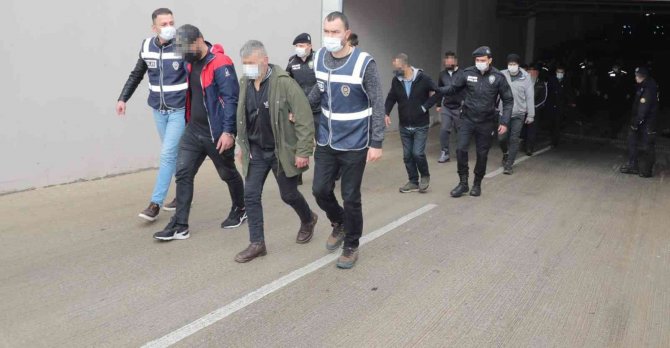 Antalya’da Aranan 55 Şahıs Yakalandı