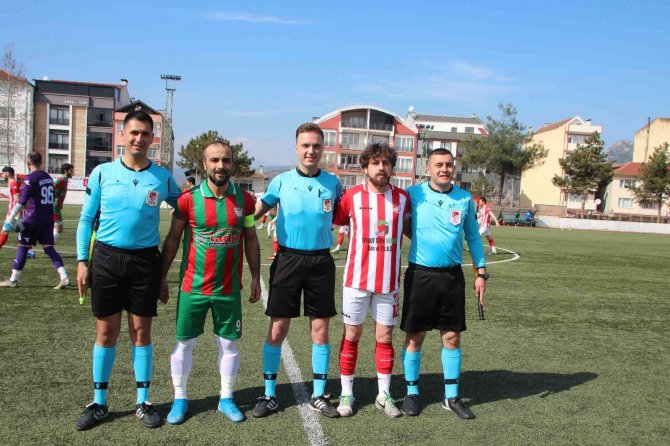 Bilecikspor Zorlu Deplasmanda 3 Puanla Döndü