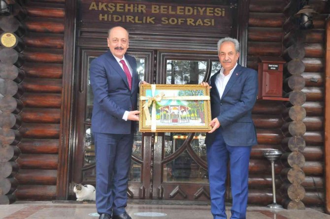 Çalışma Ve Sosyal Güvenlik Bakanı Bilgin Akşehir’i Ziyaret Etti