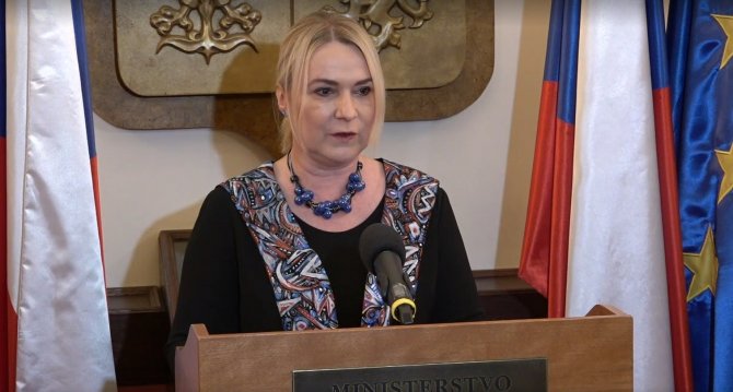 Çekya’dan Ukrayna’ya Silah Yardımı