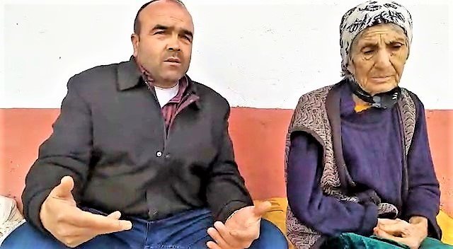 Odunları Gösterip 2 Yaşlı Kadının Kefen Parasını Çaldılar